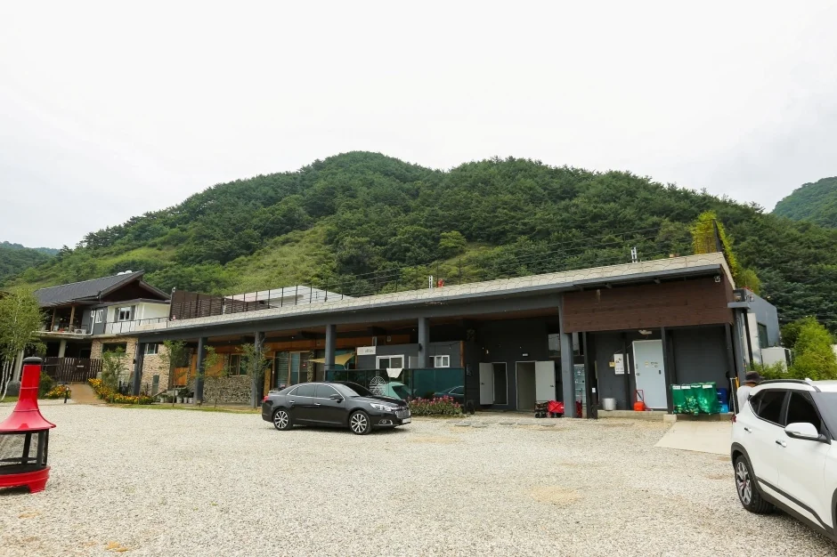 러빙네이쳐 캠핑장 반려동물 동반 여행지