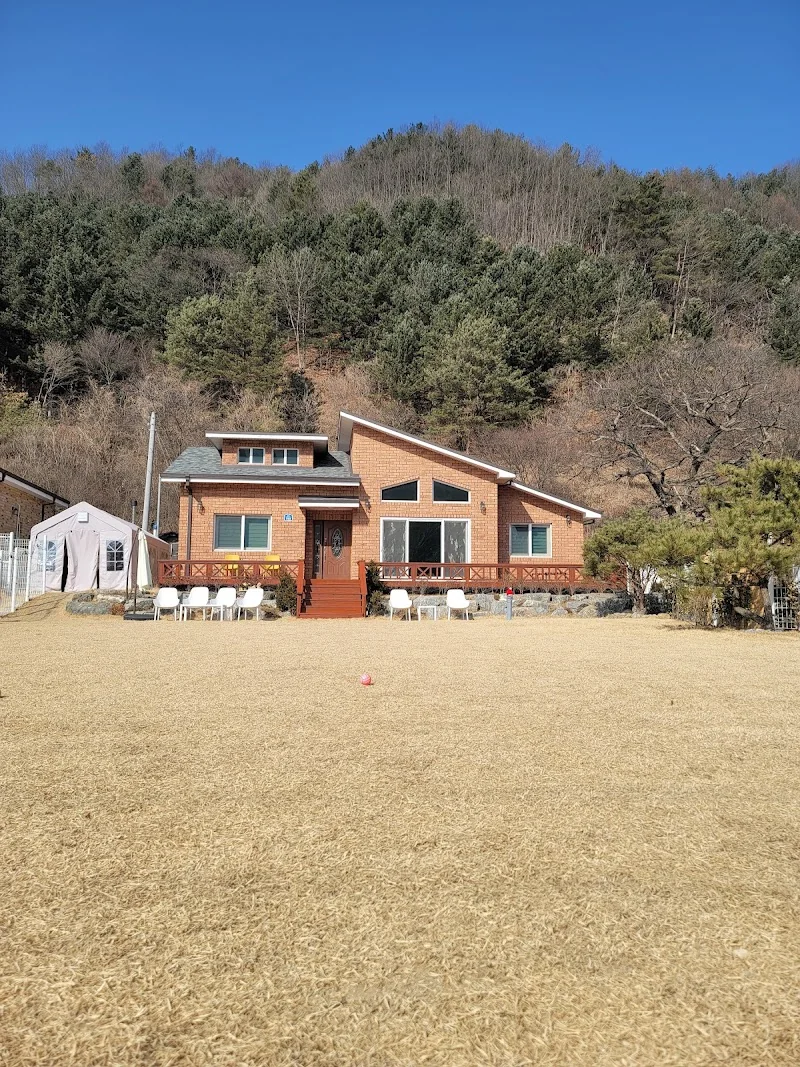 헬로우댕댕 횡성군 애견숙소