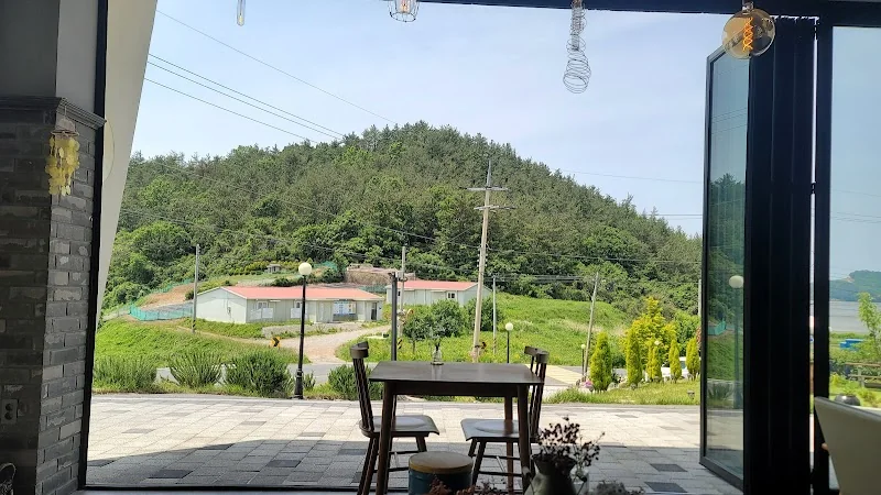 Cafe nid 여수시 애견카페